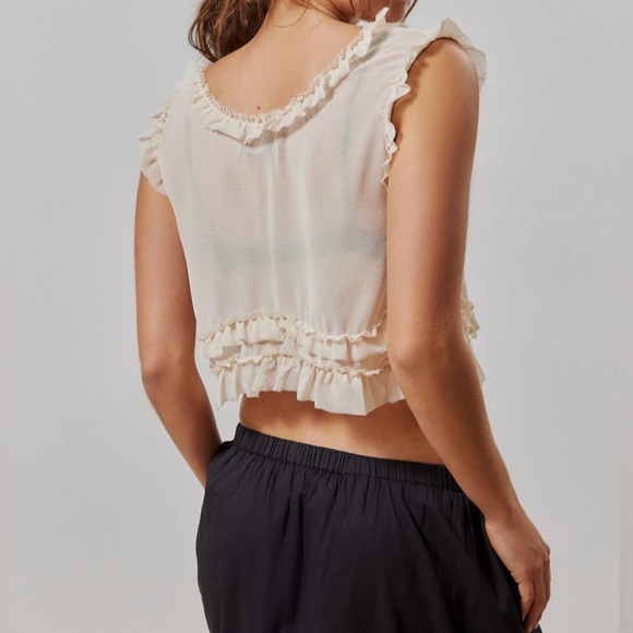 Kimchi blue cropped ruffle sheer top. - Picture 2 of 5